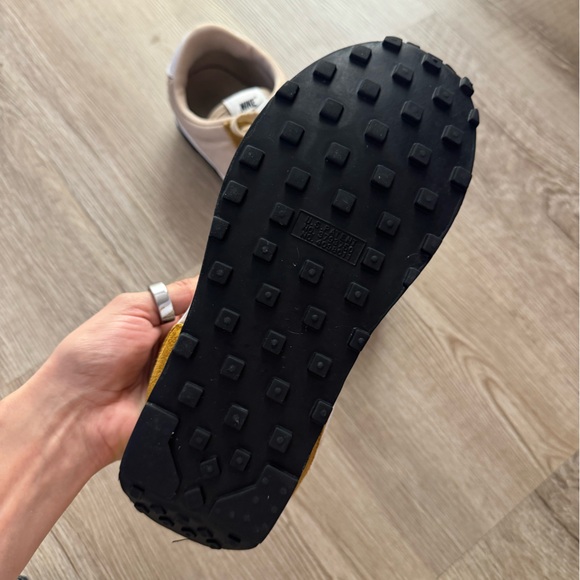 Nike Daybreak Sneakers Tan - Picture 4 of 4